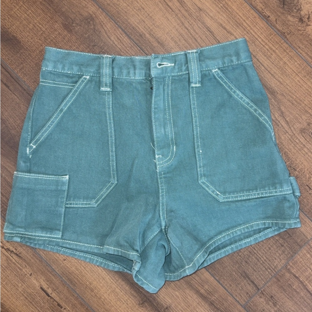 PacSun green shorts, size 27
